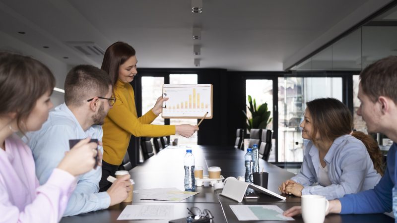 Freshworks CRM Case Study: Thought Leadership und globale Markenführung