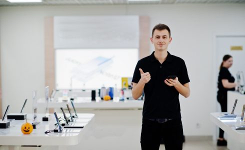 Case Study: Wenn Verkäufer zur Marke werden – Apple, Samsung und Dyson im Vergleich